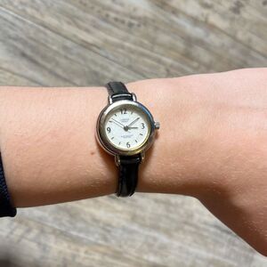 Vintage Watch Carriage Timex Leather Small Round Antique Women's Black Silver